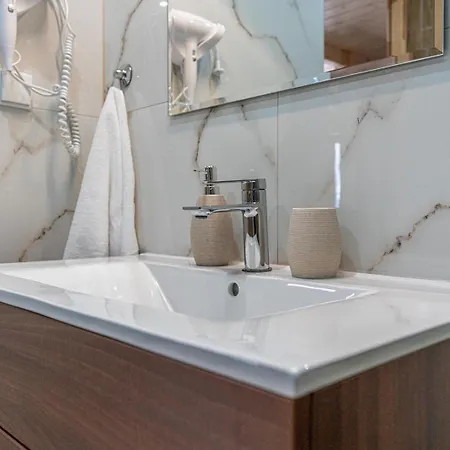 別荘 Na Wiyrchu ビャウィ・ドゥナイェツ